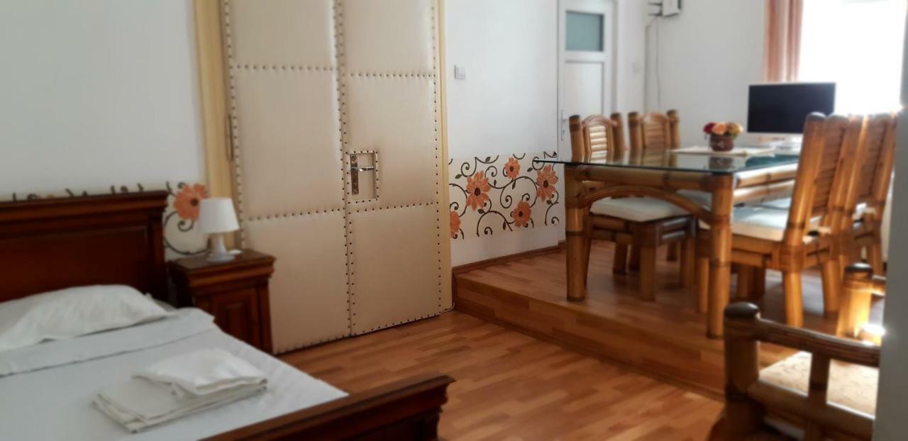 Casa Piata Sfatului Apartamento Braşov Exterior foto